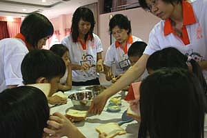 我们在准备马铃薯三文治 003.jpg