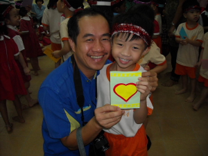 麻雀和老鷹各有各的好 不需要羨慕不必比較