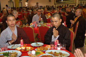 北传法师念诵《结斋偈》