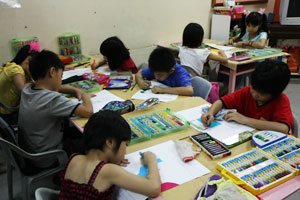 大家齐齐来填色,有你相伴不寂寞!