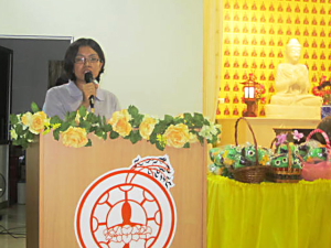 吴锦衫师姐报导周五佛学班活动