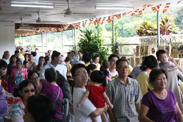 前来参加佛陀日庆典之部分信众