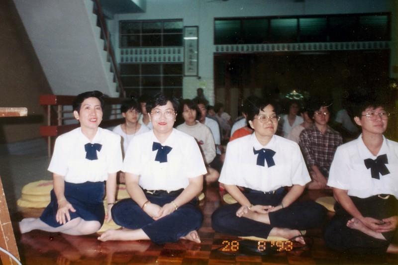 人之初,性本善。这爱心也是与生俱来的。在逐渐成长的过程中,爱心,也是极容易被大环境掳走的。想把爱心找回来吗?跟着我们一起参与《把爱心找回来》巡回弘法吧。