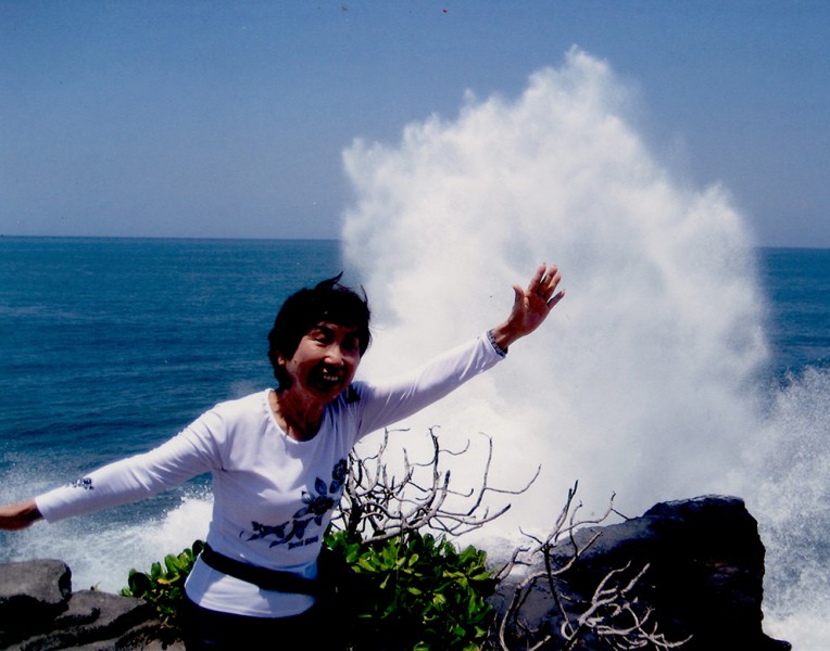 “海浪滔滔我不怕,撑起陀儿往前划”来吧!未知的困难和挑战!再大的风浪我也不怕!