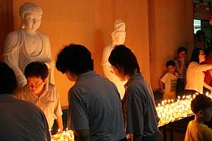 点燃智慧光,普照大地众生 005.jpg