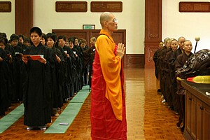 真如法师主持上供仪式 13.jpg