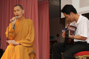 真如师父分享《佛史之歌》, 国强师兄吉他伴奏