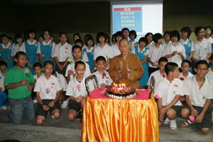 菩提国中感恩会