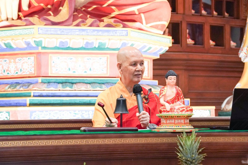 开山唯悟法师开示环节