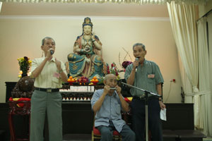 晚晴苑老菩萨合唱 MidAutumn2.jpg