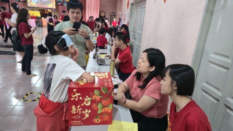 新春活动项目:盲人摸象