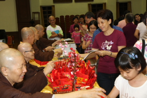 除夕念佛迎新岁- 僧伽祝福