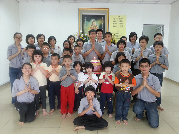 2013年檀香禅苑周日佛学班颁奖仪式暨庆生会