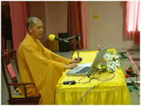 Ven. Wei wu launching ezine. sifue.jpg