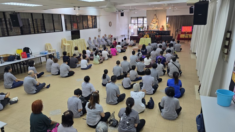 檀香寺的义工们、职员们,以及各小组成员等,齐心参与此次活动